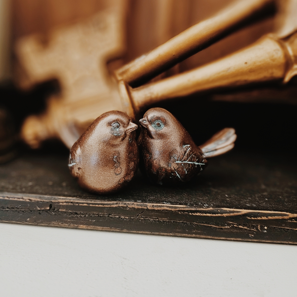 Pair of Small Bronze Coated Bird Figurines - Picture 3 of 4